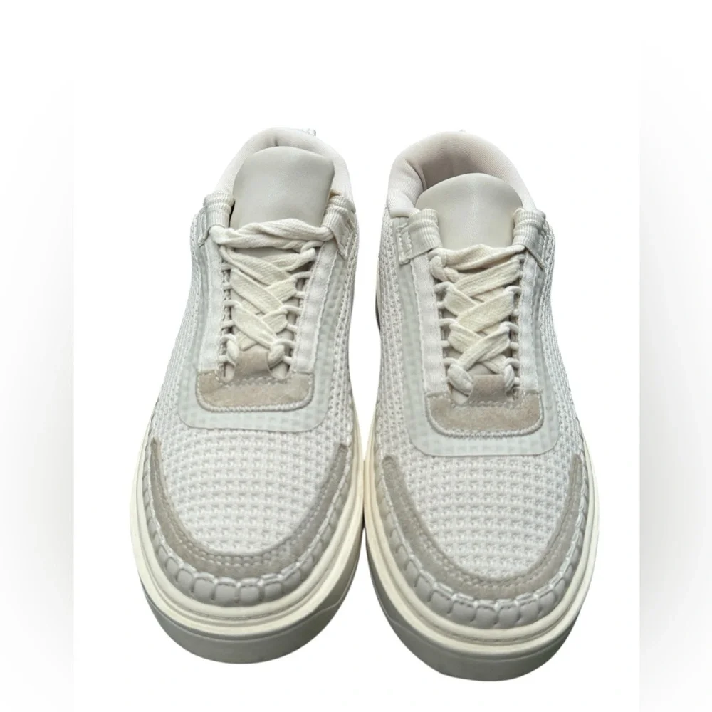 Steve Madden Charlie Sneaker‎ Women’s 7 White Platform Casual Lace Up Shoes